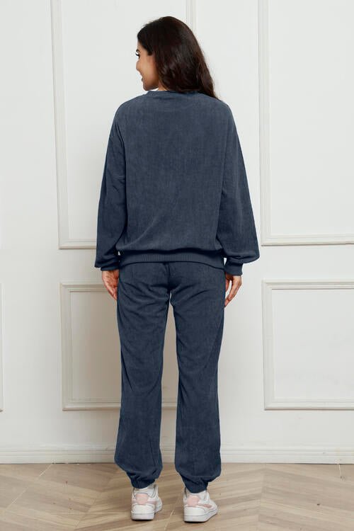 Round Neck Sweatshirt and Sweatpants Set - Estora_Online