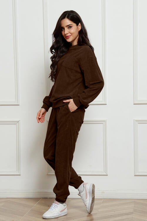 Round Neck Sweatshirt and Sweatpants Set - Estora_Online