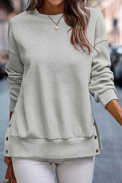 Snap Detail Round Neck Dropped Shoulder Sweatshirt - Estora_Online