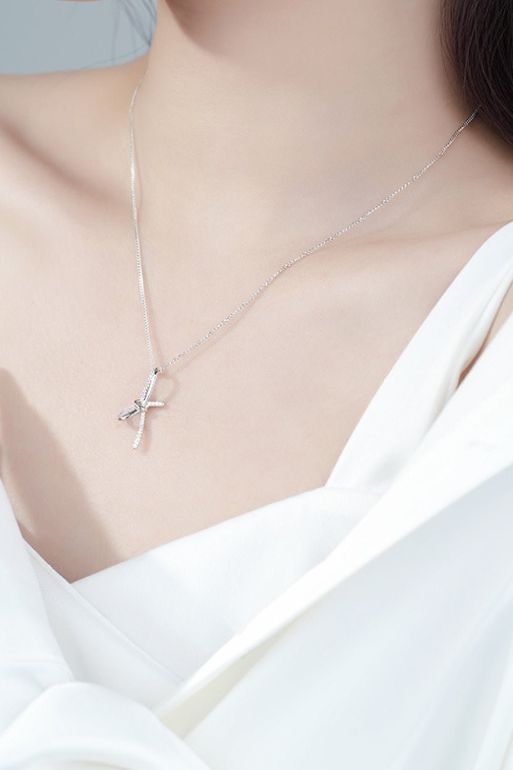 Zircon Bow Pendant Necklace - Estora_Online